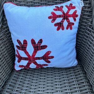 Throw Pillow - Tartan Snowflake